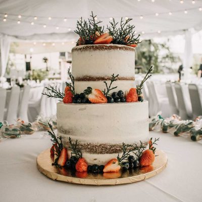 wedding-cake-simmone-logue